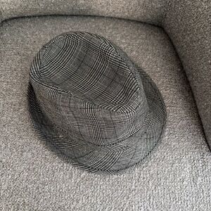 Stylish Gray Plaid Fedora Hat